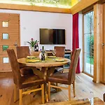 Bayern Bei Salzburg Und Berchtesgaden Mit Whirlpool Und Sauna Chalet *