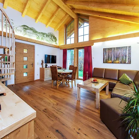 샬레 Bayern Chalets *