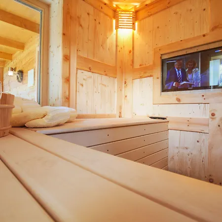 샬레 Bayern Chalets *