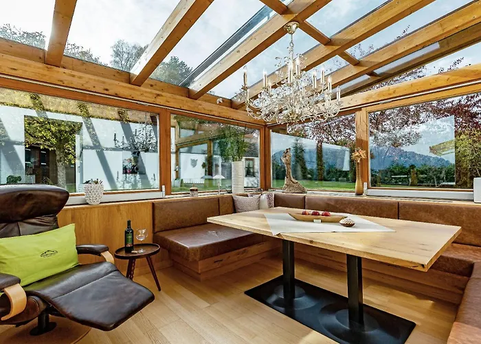 Bayern Bei Salzburg Und Berchtesgaden Mit Whirlpool Und Sauna شاليه *