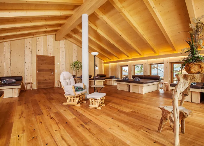 Bayern Bei Salzburg Und Berchtesgaden Mit Whirlpool Und Sauna شاليه آينرنغ