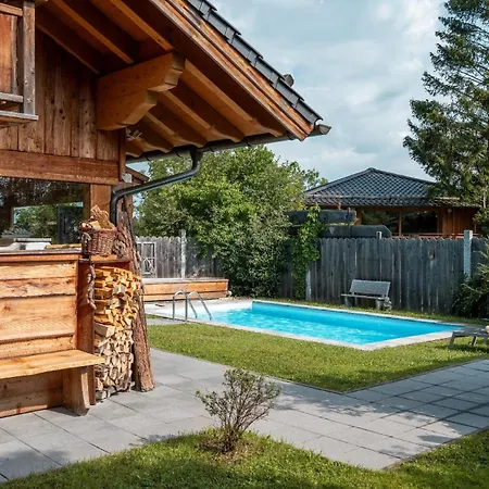 Chalet Bayern Bei Salzburg Und Berchtesgaden Mit Whirlpool Und Sauna Ainring