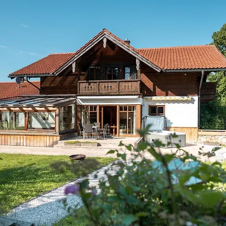 Chalet Bayern Bei Salzburg Und Berchtesgaden Mit Whirlpool Und Sauna Ainring