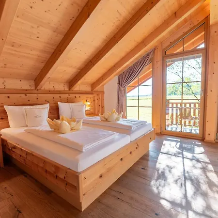Bayern Bei Salzburg Und Berchtesgaden Mit Whirlpool Und Sauna Chalet *