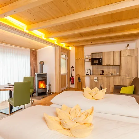 Bayern Bei Salzburg Und Berchtesgaden Mit Whirlpool Und Sauna Chalé