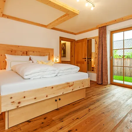 Chalet Bayern Bei Salzburg Und Berchtesgaden Mit Whirlpool Und Sauna Ainring