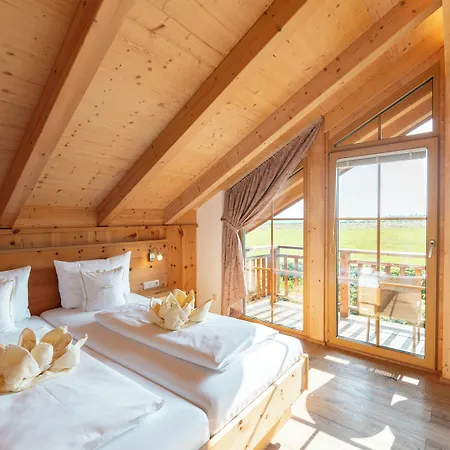 Bayern Bei Salzburg Und Berchtesgaden Mit Whirlpool Und Sauna Chalet